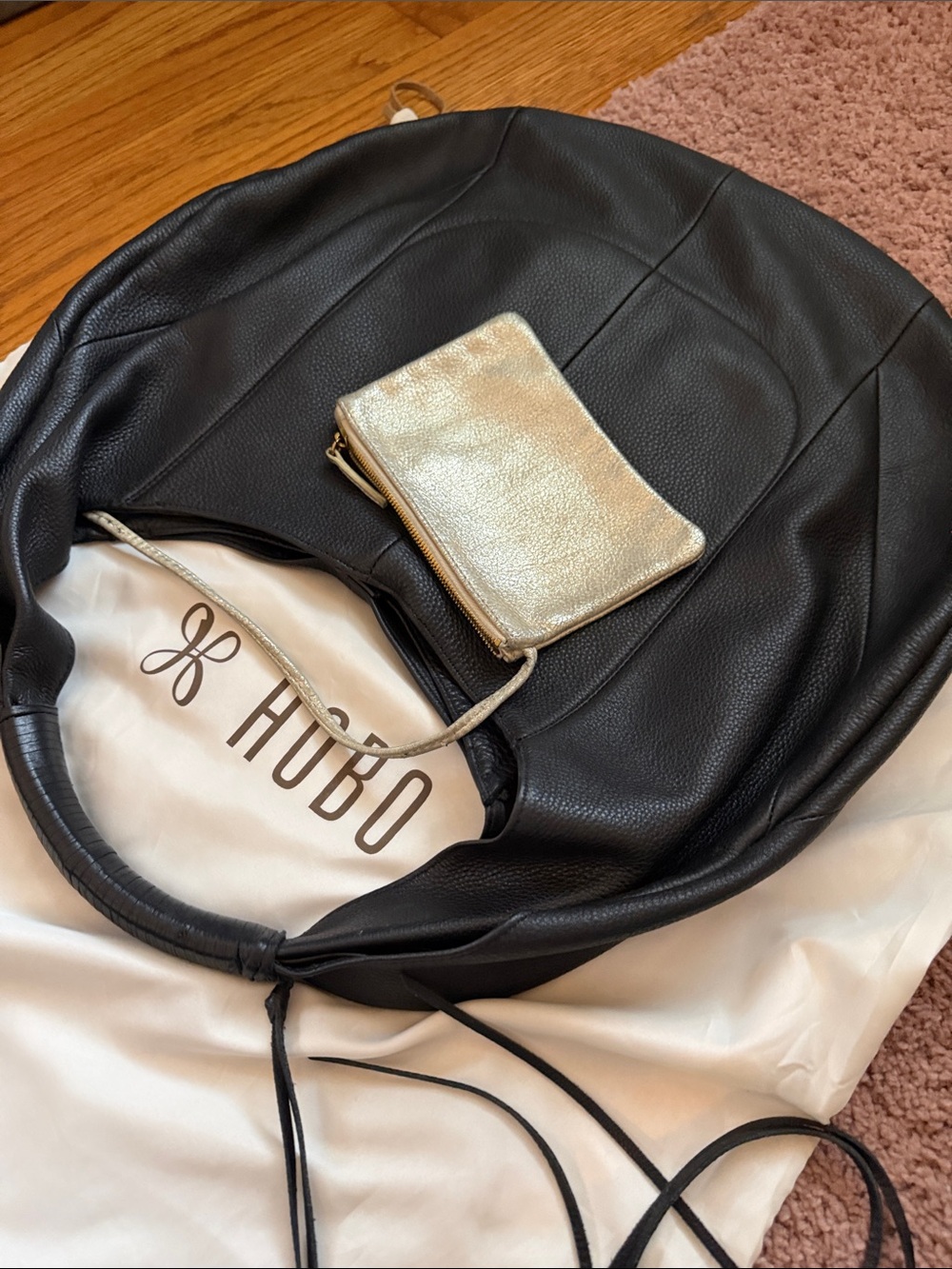 Hobo Eclipse Leather Shoulder Bag - Classic Women's Bag - Picture 13 of 13